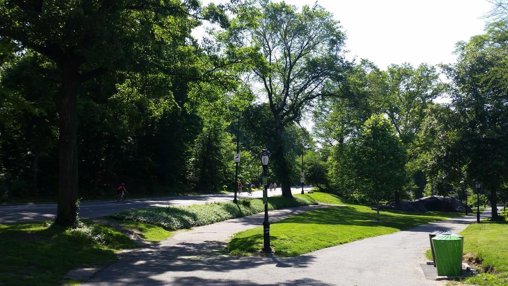 The Central Park North New York Exterior photo
